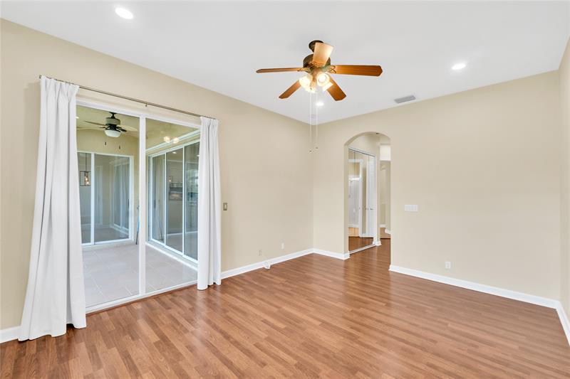 Image 11 of 37 For 8035 127th Ln  3e