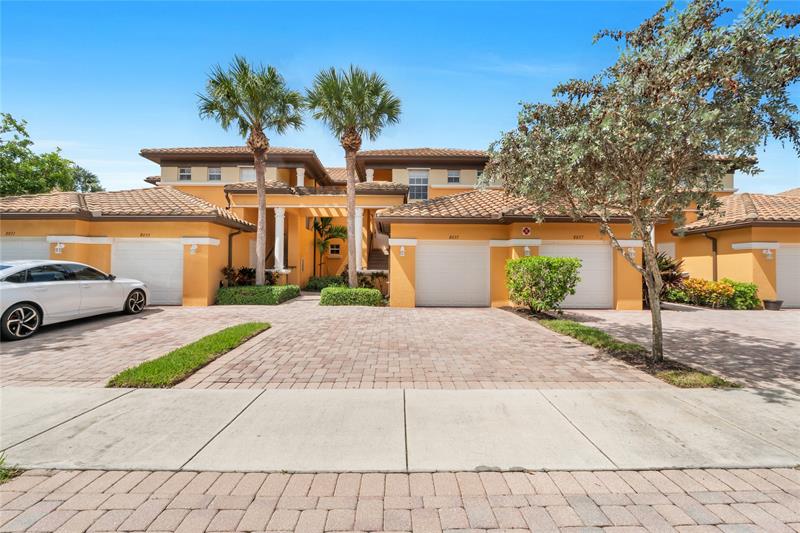 Image 3 of 37 For 8035 127th Ln  3e