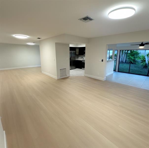 Image 3 of 18 For 5042 Sheridan St  2