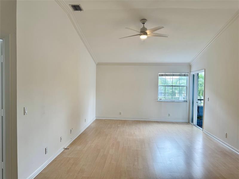 Image 8 of 38 For 5361 Buckhead Cir  2040