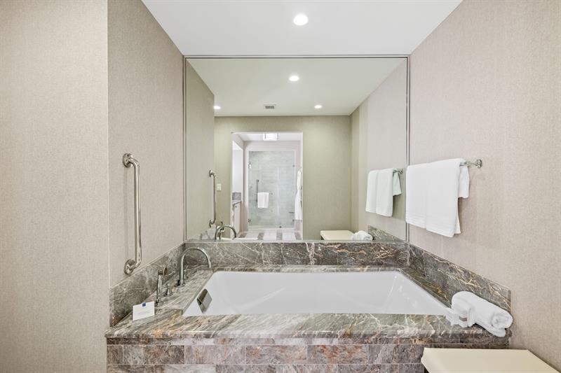 Image 14 of 22 For 551 Fort Lauderdale Beach Blvd  H1116