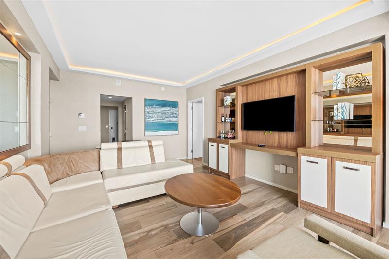 Image 8 of 22 For 551 Fort Lauderdale Beach Blvd  H1116