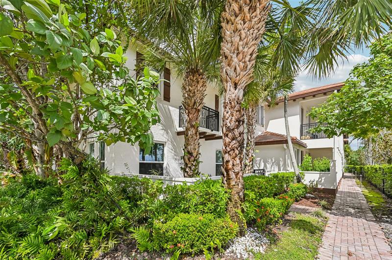 Image 42 of 55 For 4714 Monarch Way