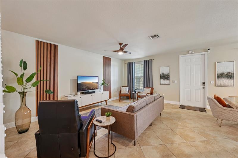 Image 5 of 55 For 4714 Monarch Way