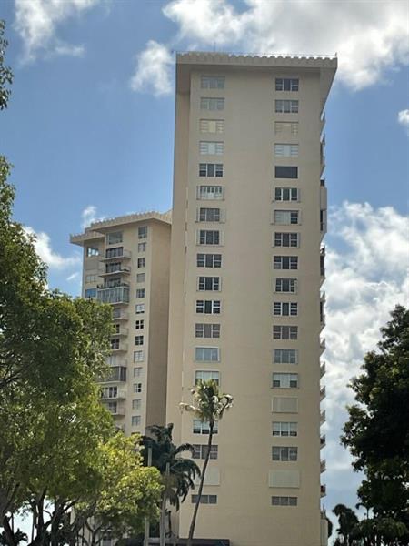 Details for 11111 Biscayne Blvd  1h, Miami, FL 33181