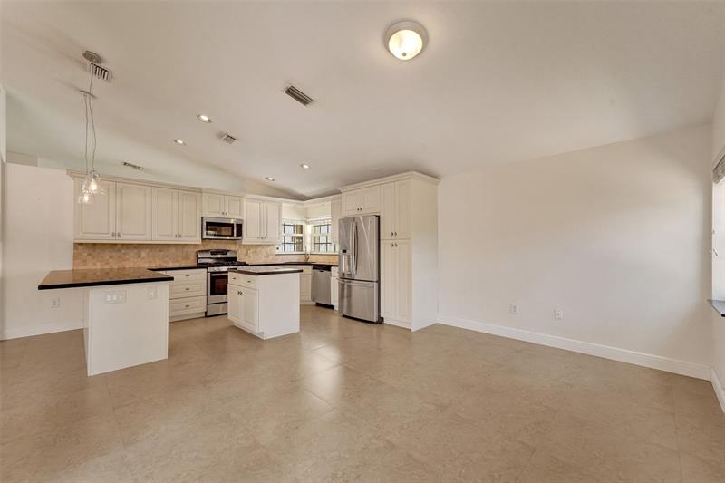 Image 15 of 31 For 13829 22nd St