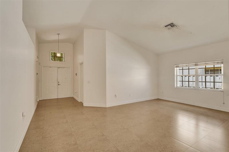 Image 8 of 31 For 13829 22nd St