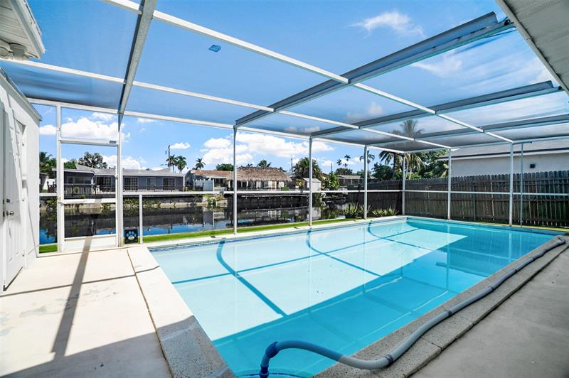 Image 23 of 42 For 6613 Dahlia Dr