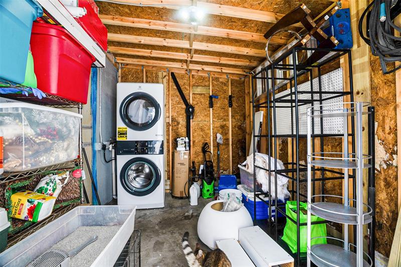 Image 28 of 42 For 6613 Dahlia Dr