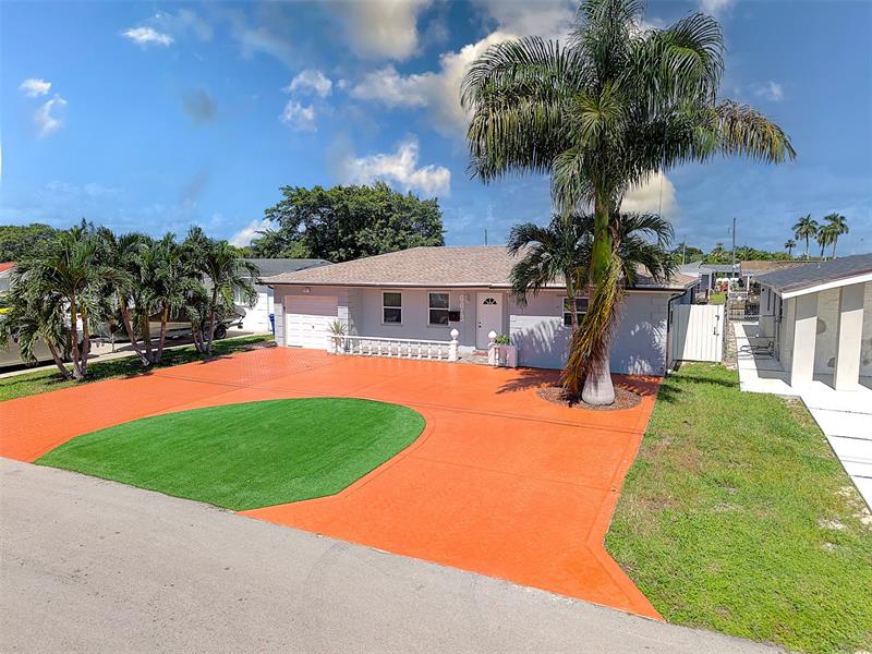 Image 35 of 42 For 6613 Dahlia Dr