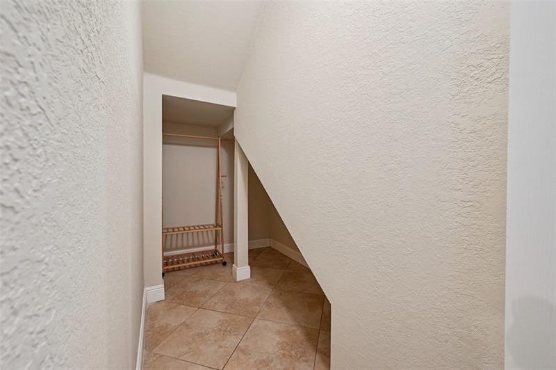 Image 18 of 55 For 4714 Monarch Way