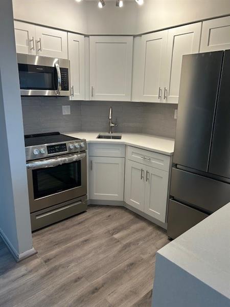 Image 10 of 32 For 4050 Ocean Dr 207