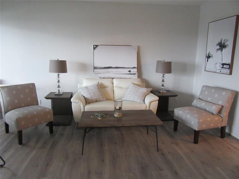 Image 15 of 32 For 4050 Ocean Dr 207