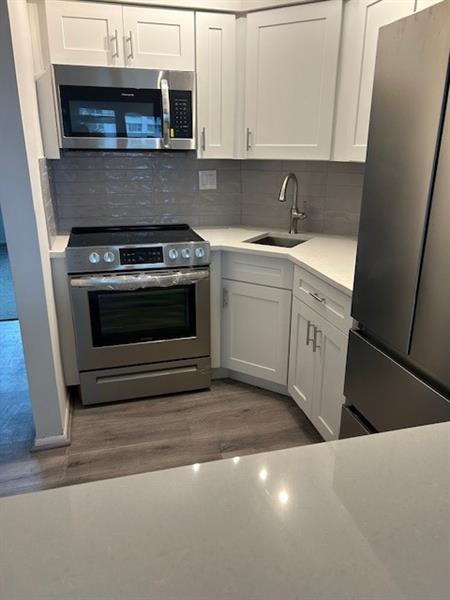 Image 6 of 32 For 4050 Ocean Dr 207