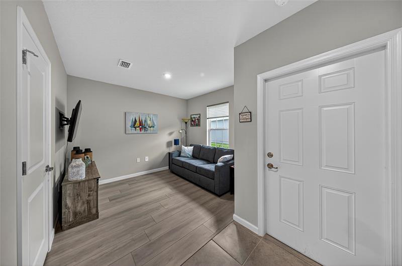 Image 5 of 44 For 9473 Libertas Way