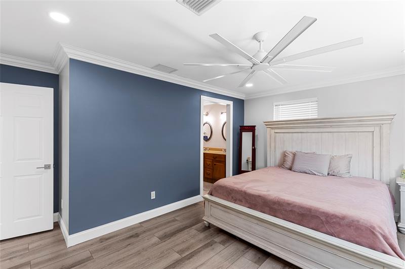 Image 42 of 55 For 4770 57th Ter