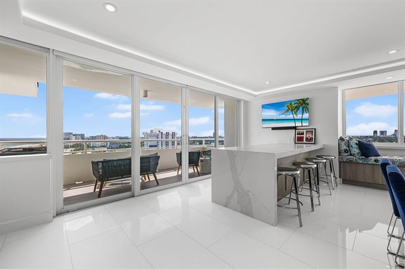 Image 16 of 48 For 545 Fort Lauderdale Beach Blvd  1703 1704