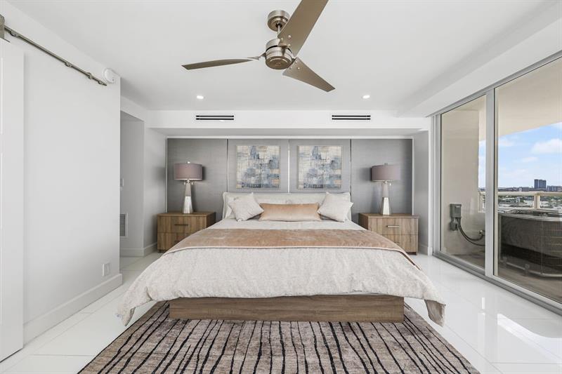Image 29 of 48 For 545 Fort Lauderdale Beach Blvd  1703 1704