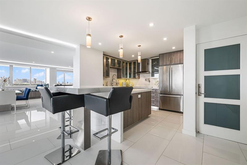 Image 3 of 48 For 545 Fort Lauderdale Beach Blvd  1703 1704