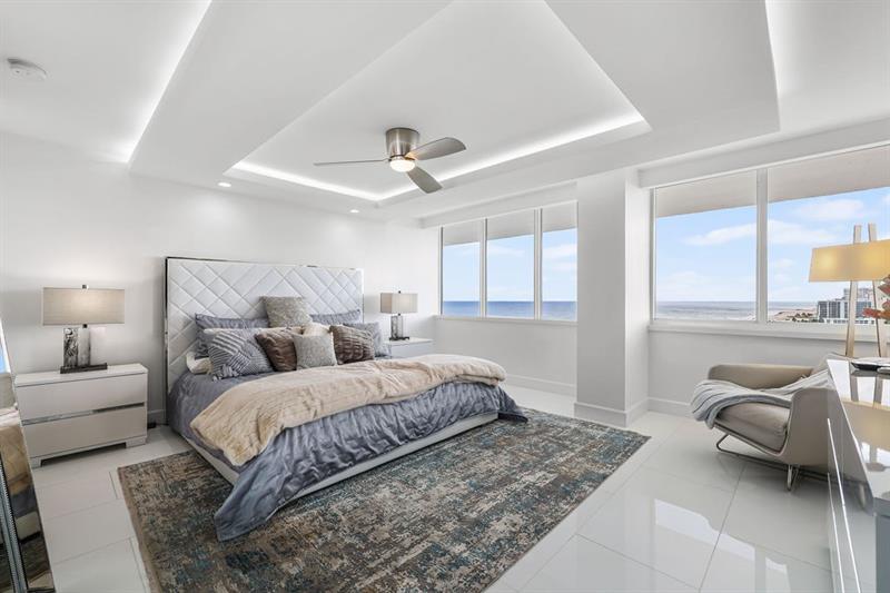 Image 33 of 48 For 545 Fort Lauderdale Beach Blvd  1703 1704