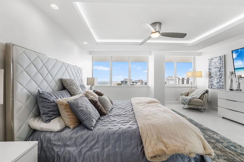 Image 36 of 48 For 545 Fort Lauderdale Beach Blvd  1703 1704