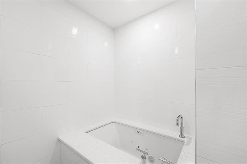 Image 42 of 48 For 545 Fort Lauderdale Beach Blvd  1703 1704