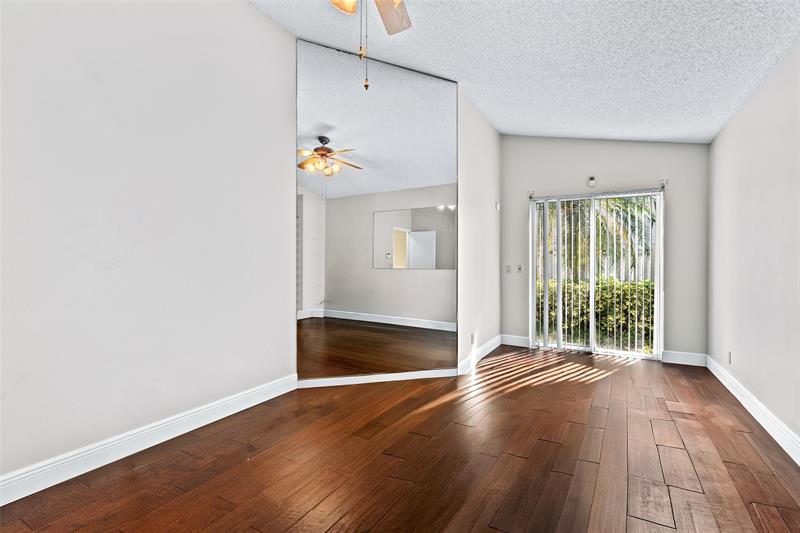 Image 14 of 39 For 1487 Garden Rd