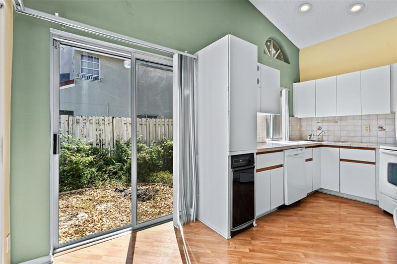 Image 8 of 39 For 1487 Garden Rd