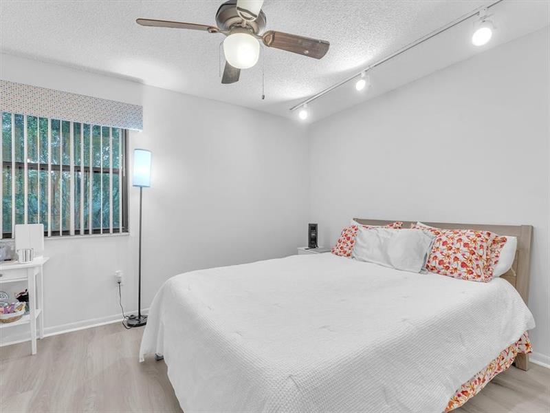 Image 12 of 14 For 146 98th Ter  146