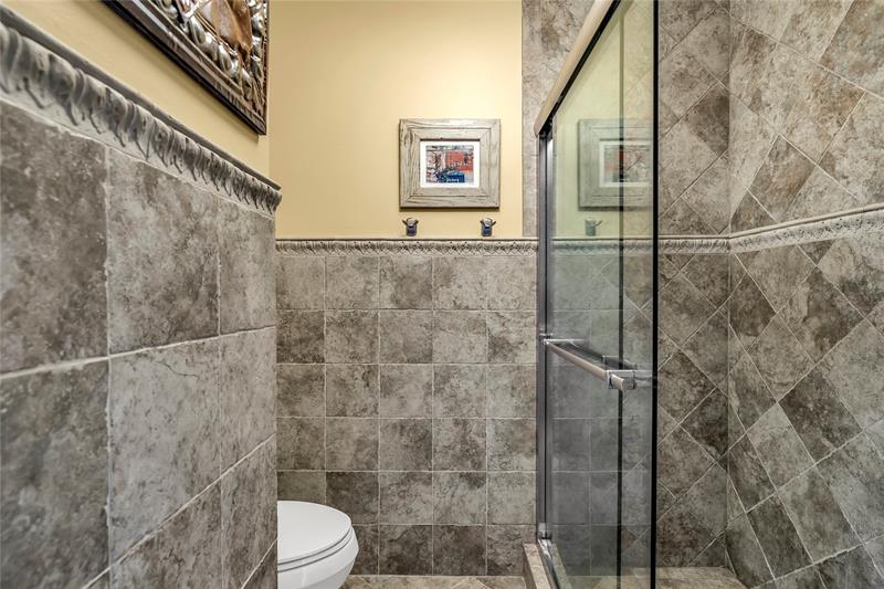 Image 21 of 35 For 2737 42nd Ave  2737