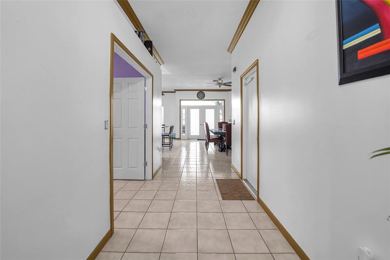 Image 16 of 41 For 7701 Highlands Cir
