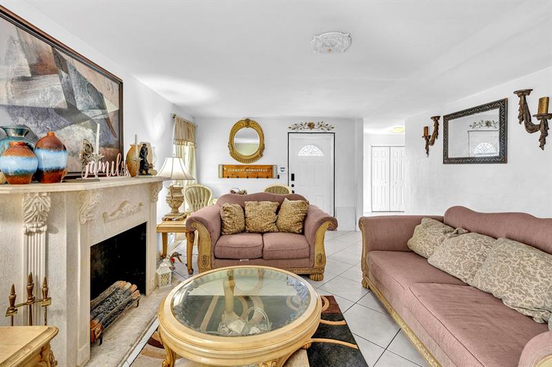 Image 11 of 57 For 6409 72nd Ave