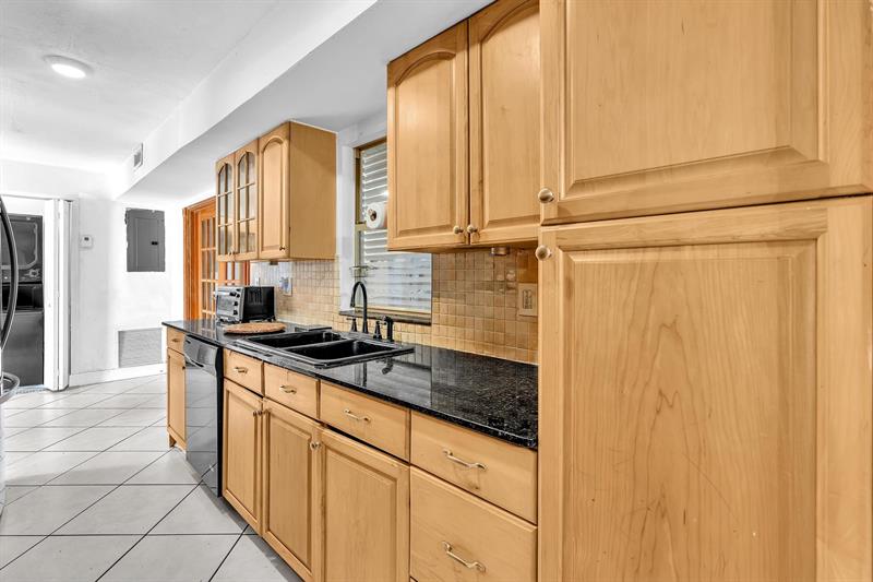 Image 19 of 57 For 6409 72nd Ave