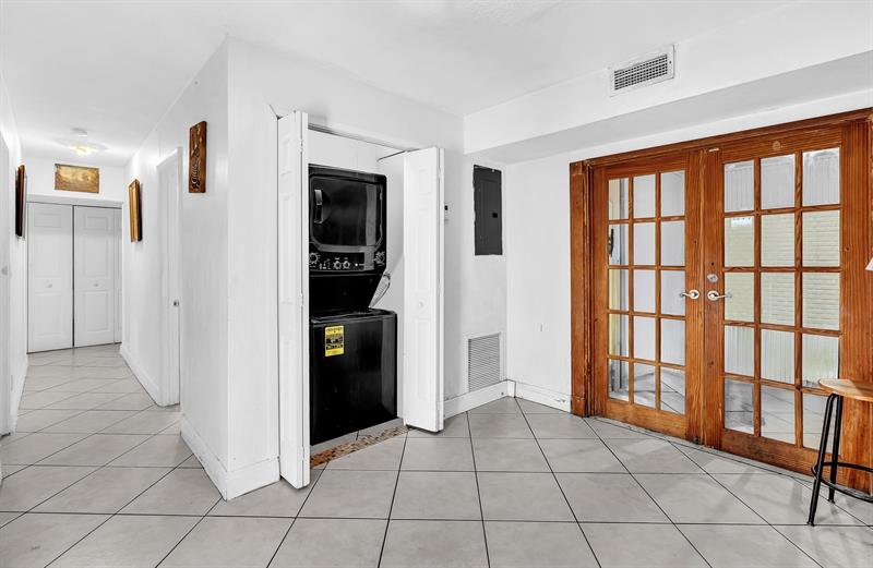 Image 20 of 57 For 6409 72nd Ave