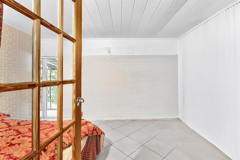 Image 28 of 57 For 6409 72nd Ave