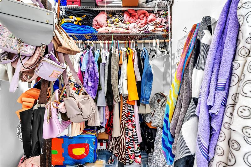 Image 43 of 57 For 6409 72nd Ave