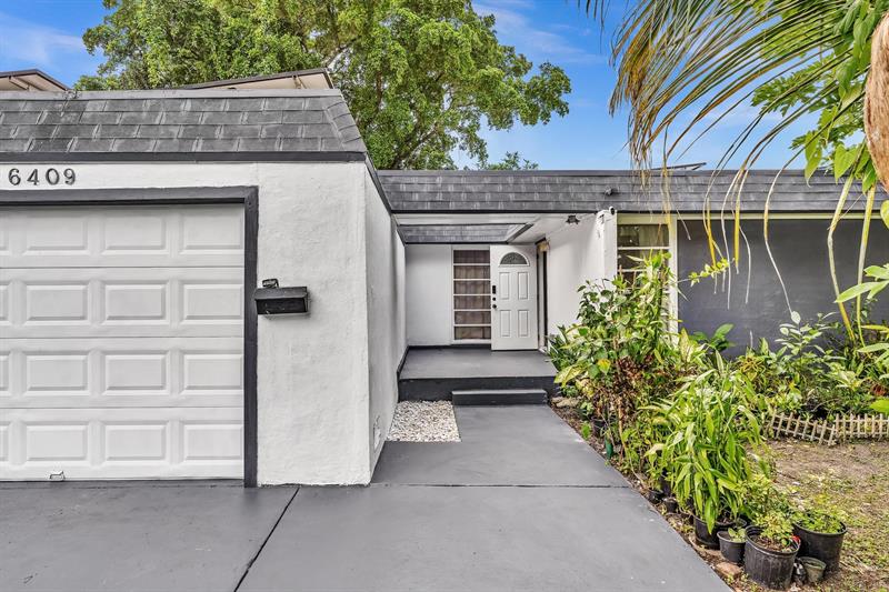 Image 5 of 57 For 6409 72nd Ave