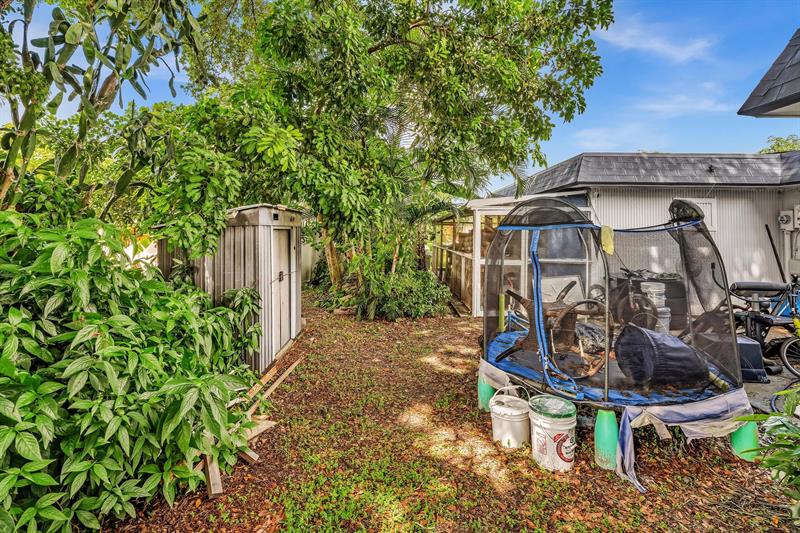 Image 55 of 57 For 6409 72nd Ave