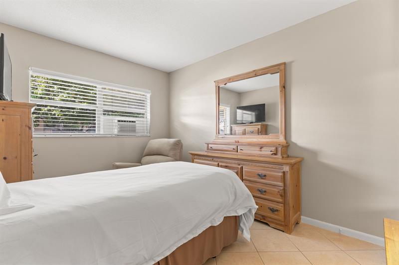 Image 24 of 30 For 2160 56th Ct  102