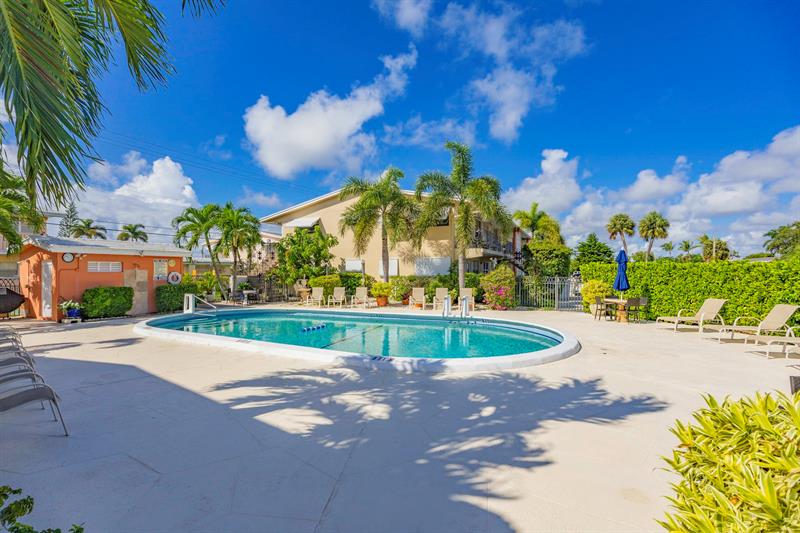 Image 28 of 30 For 2160 56th Ct  102