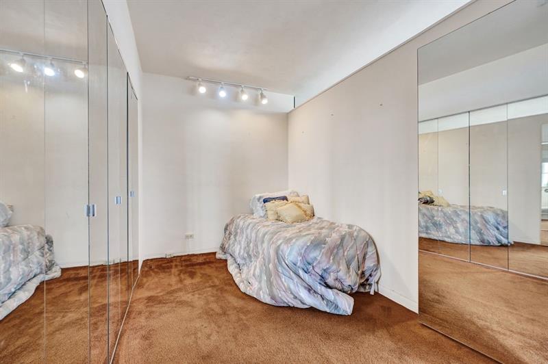Image 34 of 93 For 7441 Wayne Ave  10c