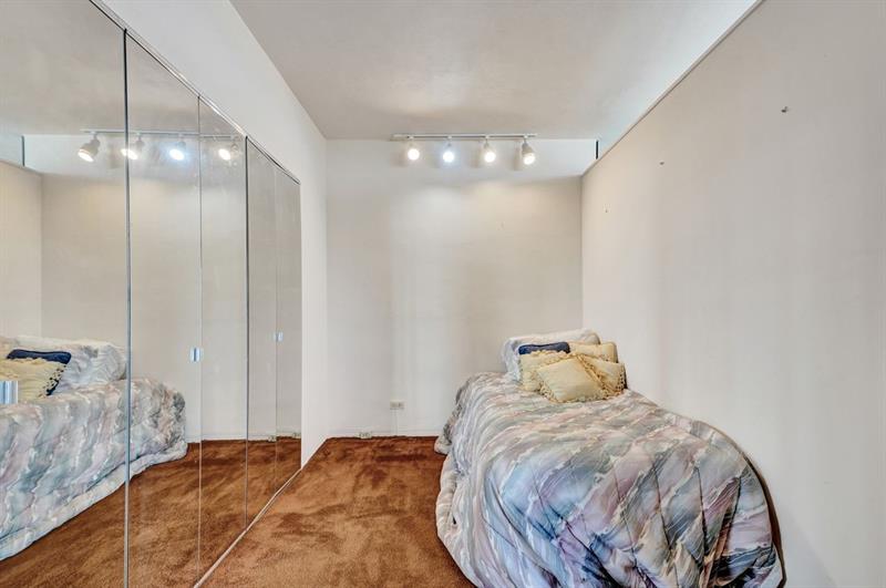 Image 35 of 93 For 7441 Wayne Ave  10c