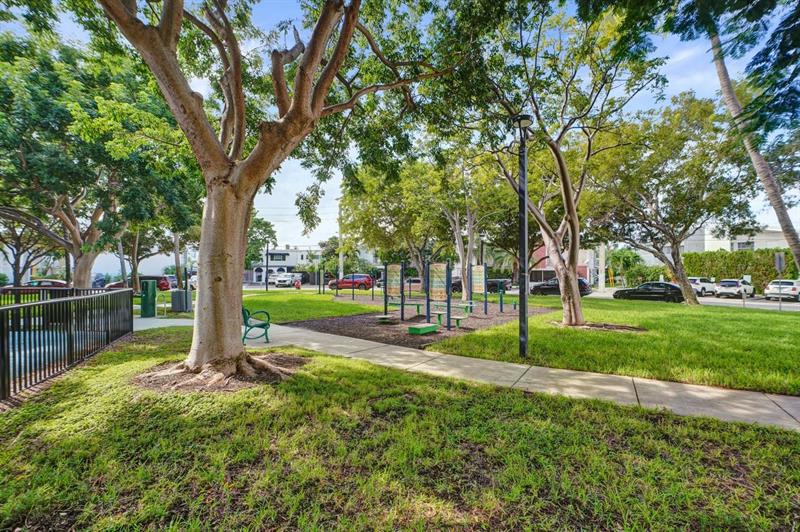 Image 63 of 93 For 7441 Wayne Ave  10c
