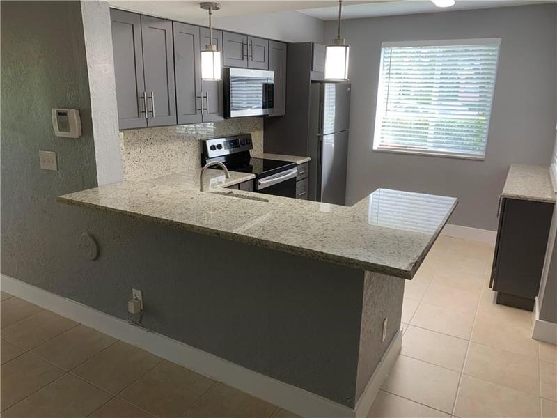 Image 11 of 64 For 755 92nd Ave