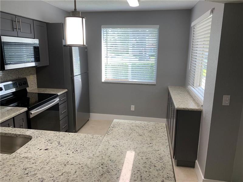 Image 12 of 64 For 755 92nd Ave