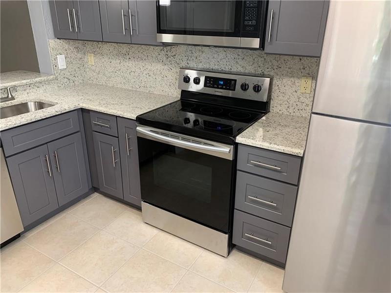 Image 17 of 64 For 755 92nd Ave