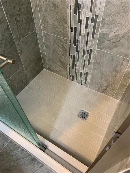 Image 34 of 64 For 755 92nd Ave