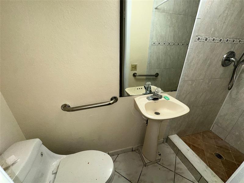 Image 7 of 14 For 4281 10th Ct