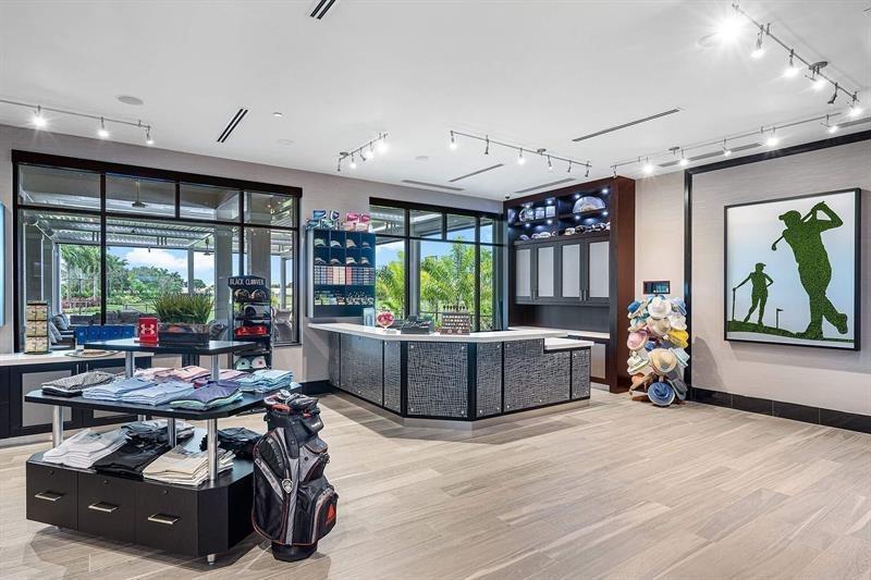 Image 46 of 48 For 7992 Rockford Rd