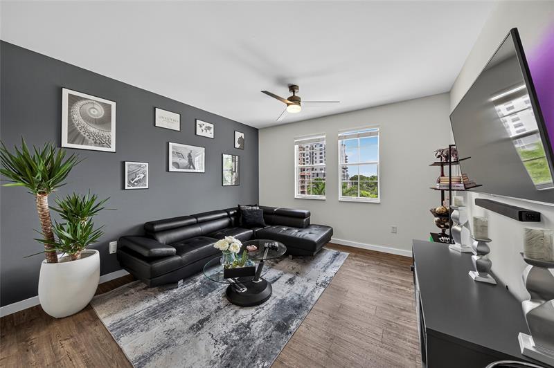 Image 15 of 42 For 533 3rd Ave  516